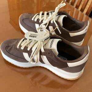 NWT Adidas Brown and White Run 70s 2.0 Sneakers
